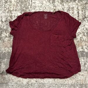 Burgundy scoop neck loose t-shirt